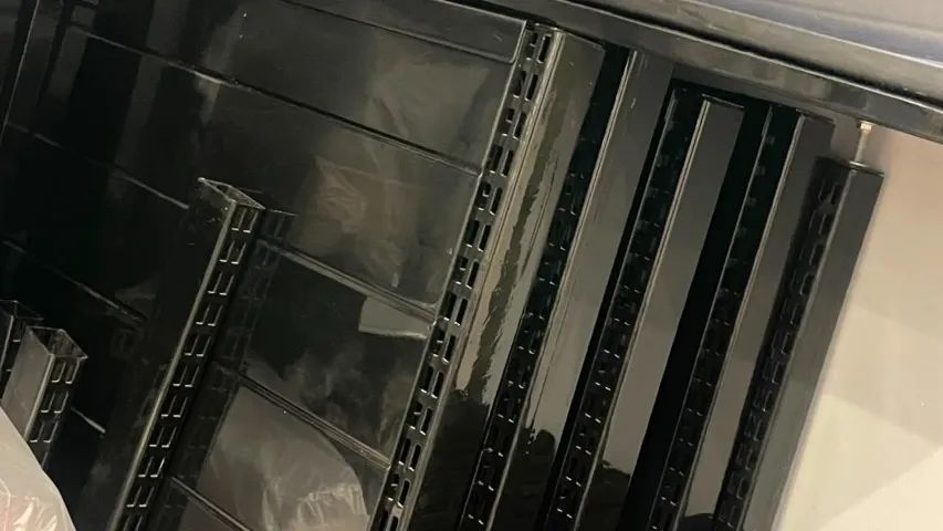 Prateleiras e partes de gondola de ferro para supermercado para doacao - Foto 2
