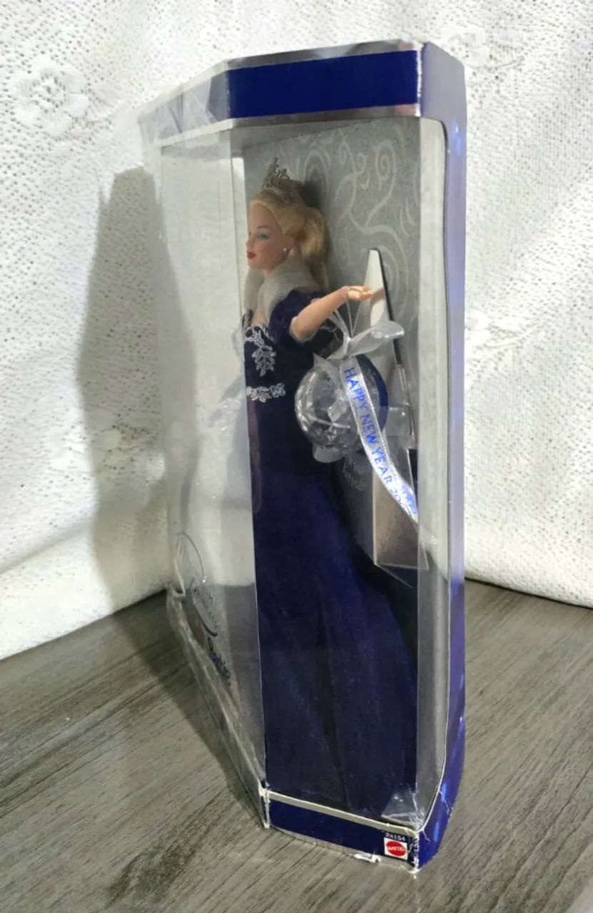 Boneca Barbie Millennium Princess Ano 2000 - Foto 4