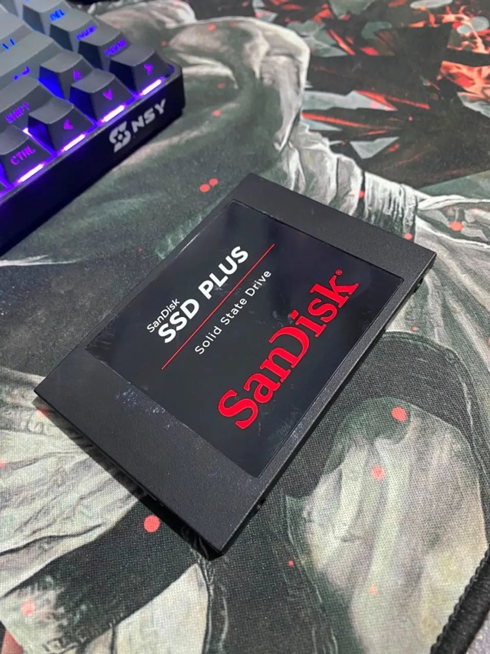 SSD SanDisk Plus 240GB SATA III - Seminovo (96% Saúde / 484h uso)