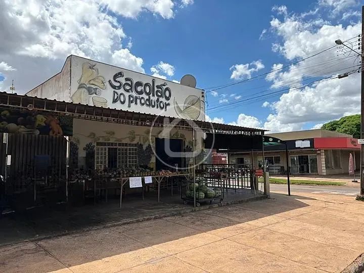SALÃO BEM LOCALIZADO - Foto 3