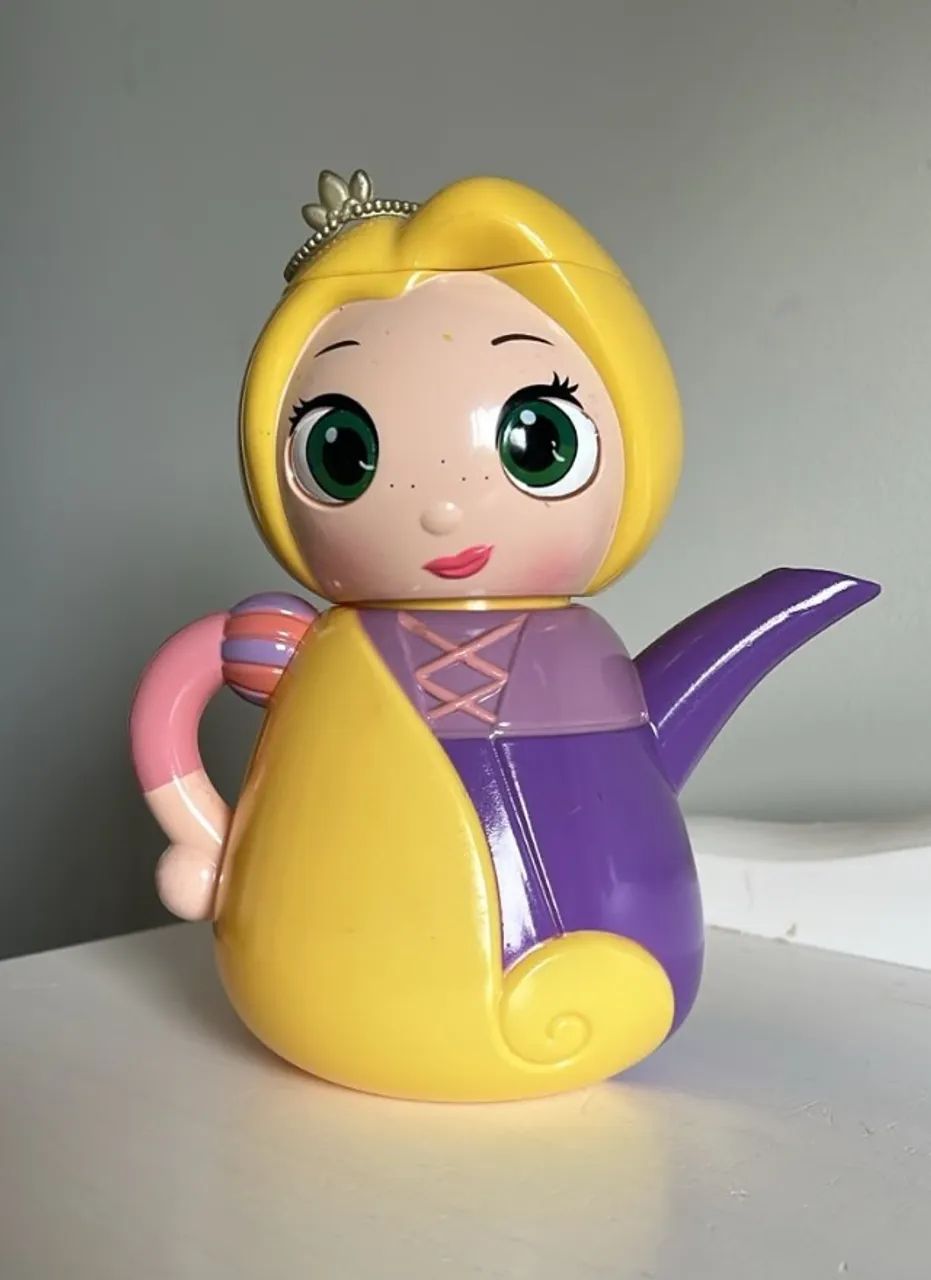 bule de plástico disney rapunzel