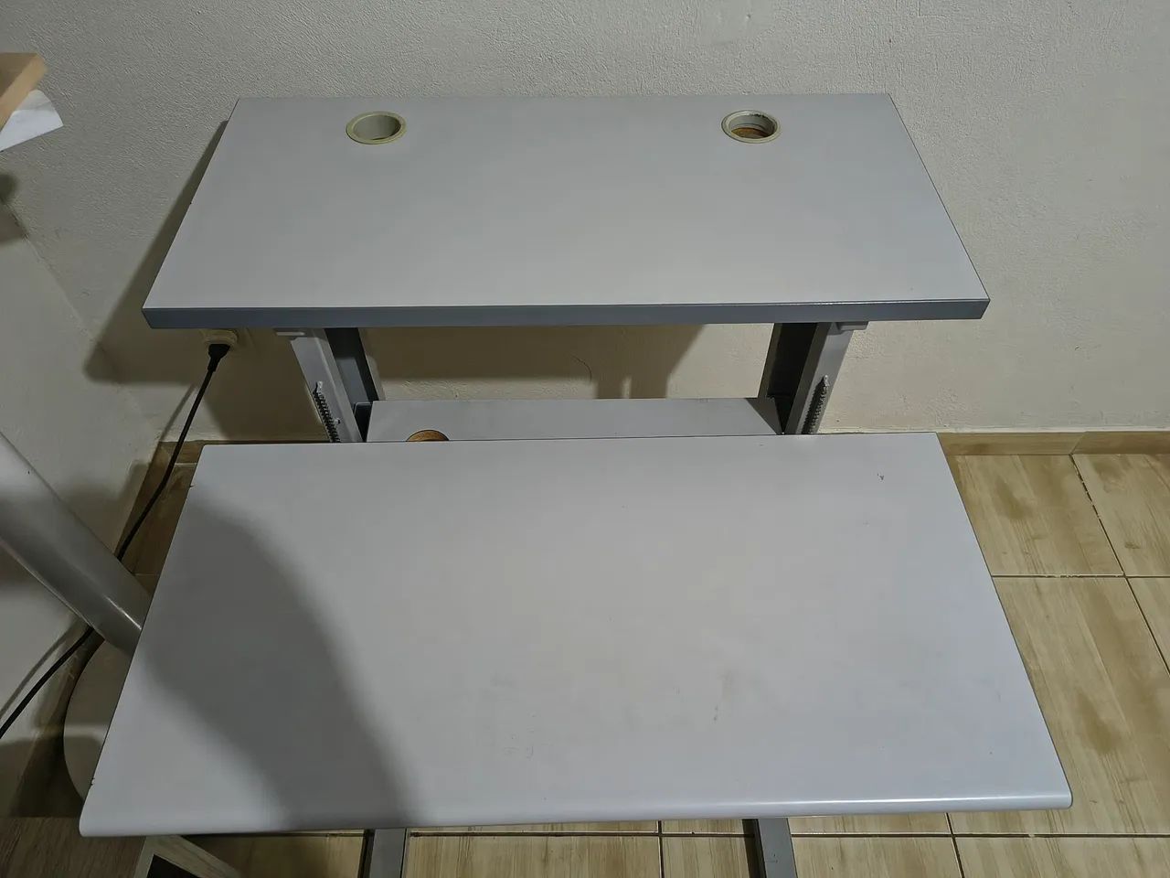 Mesa regulável  - Foto 4