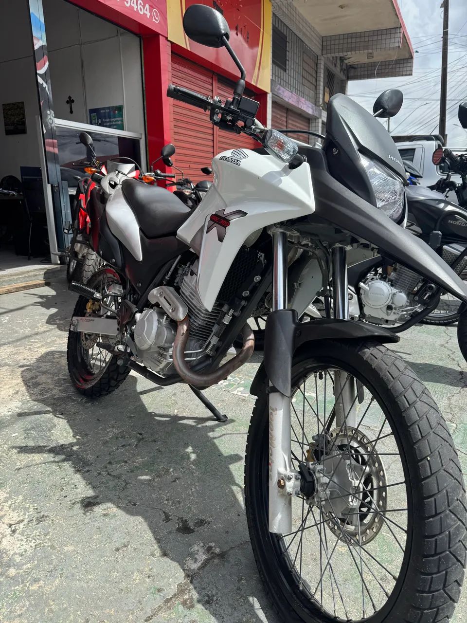 XRE 300