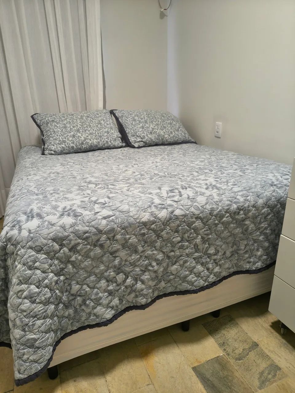 Cama Box Queen Size
