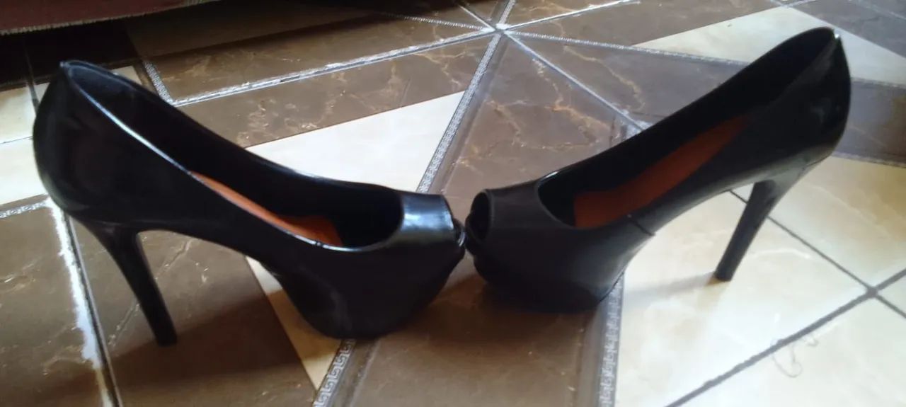 Sapato Peep Toe Sapatella - Foto 2