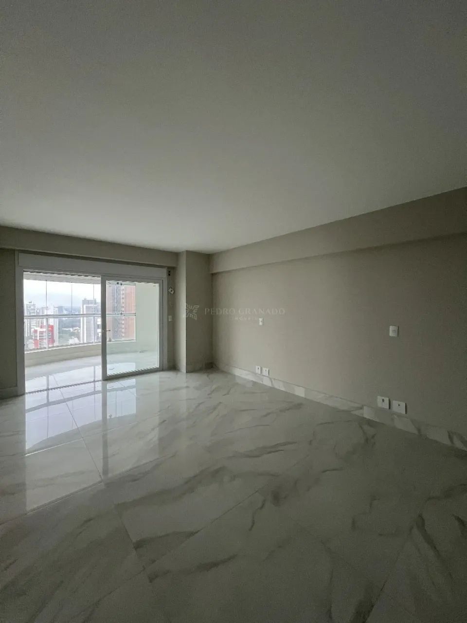 Apartamento Padrão em Maringá