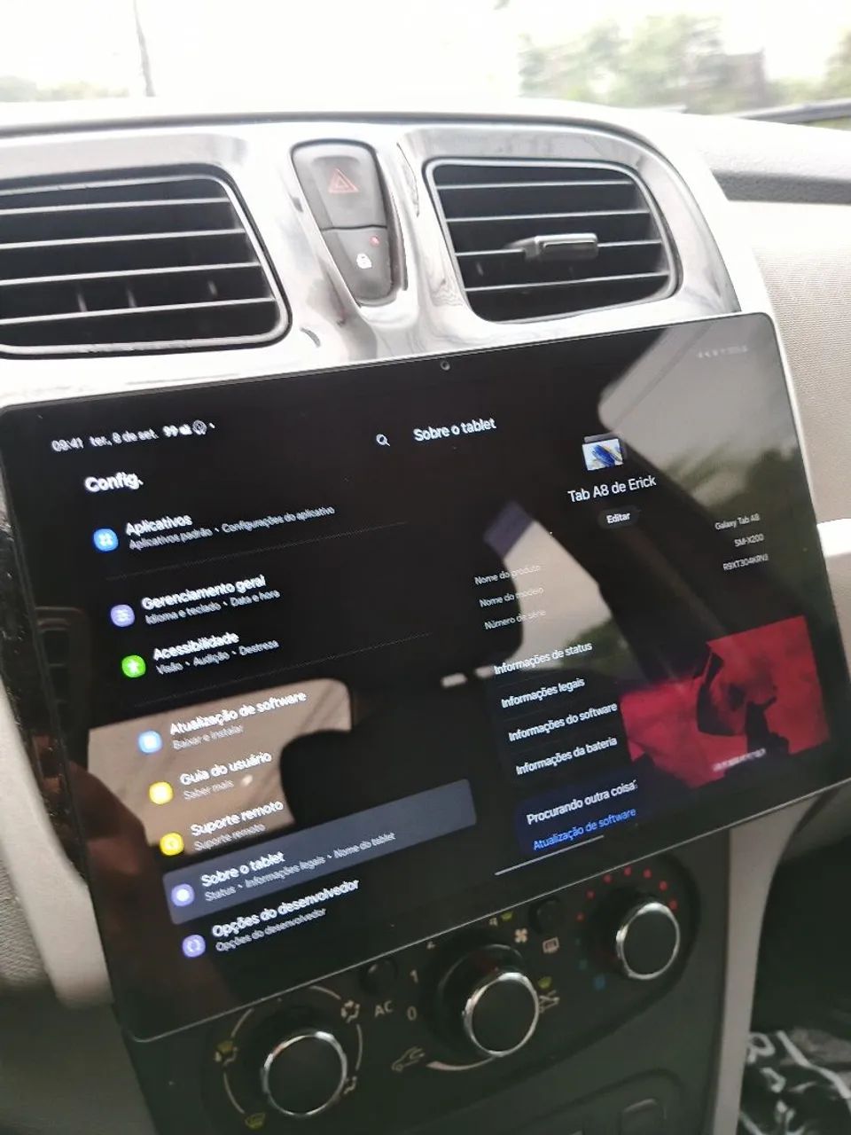 Galaxy tablet A8