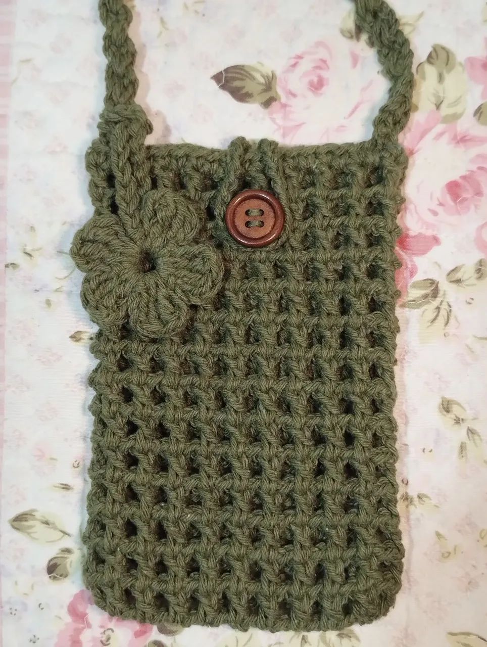 BOLSA PARA CELULAR EM CROCHÊ - VERDE MUSGO <br> - Foto 4