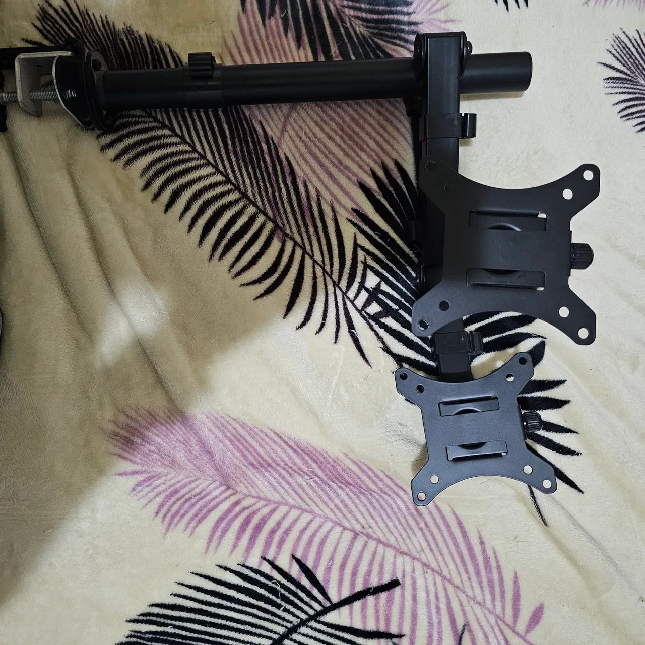 Suporte para monitores até 27" - Foto 2