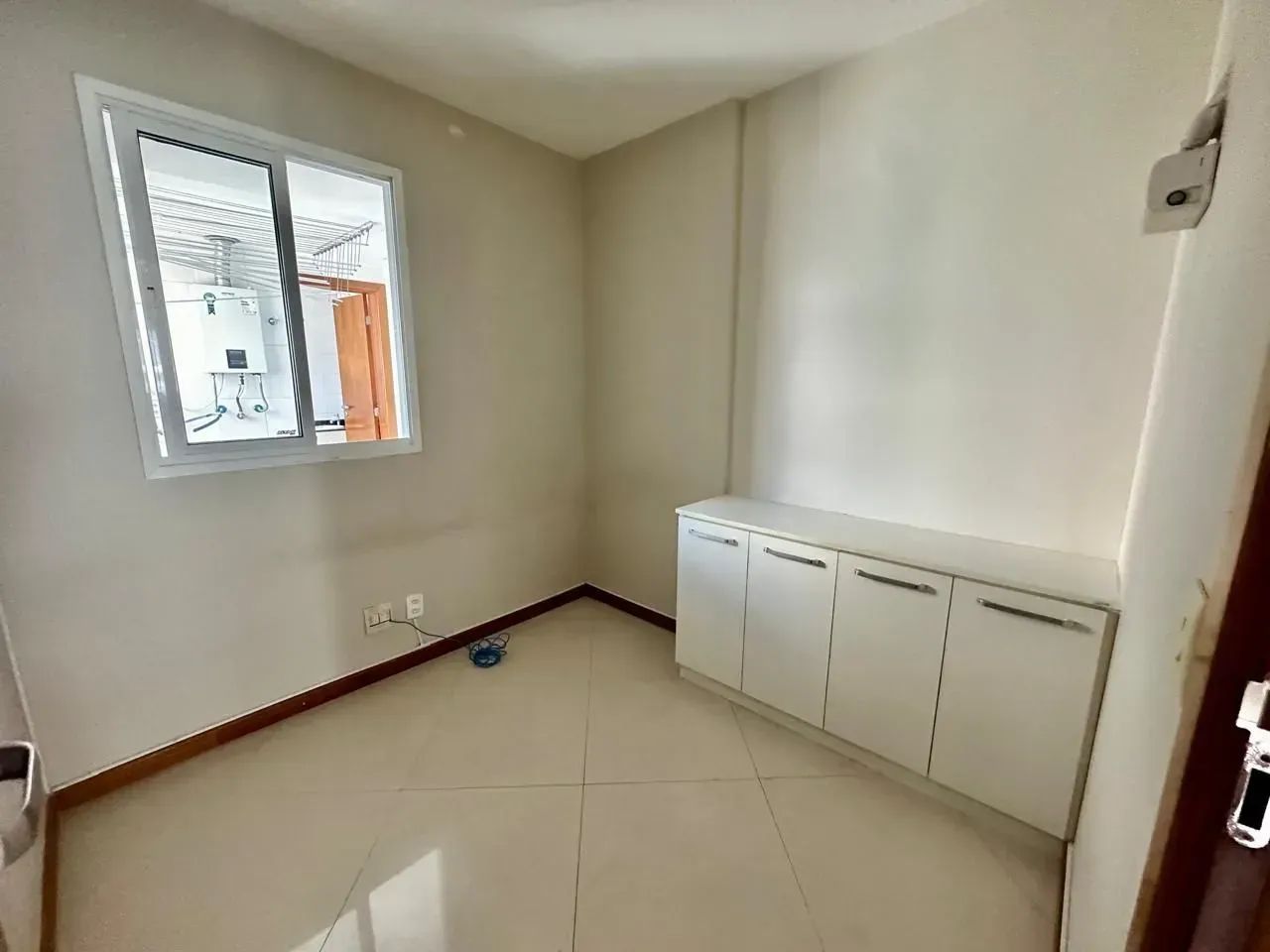 APS- Apto com 3 quartos, sol da manhã e andar alto em Itapuã - Vila Velha - ES - Foto 4