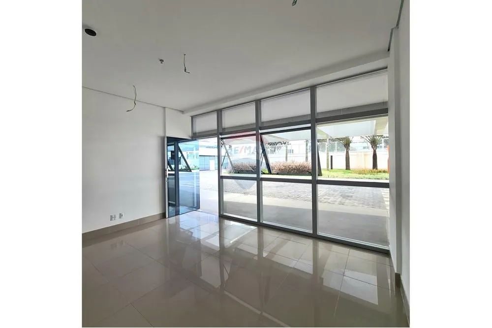 Loja Comercial para Locação  75m² no Edifício Golden Office Corporate (Asa Norte, 915)