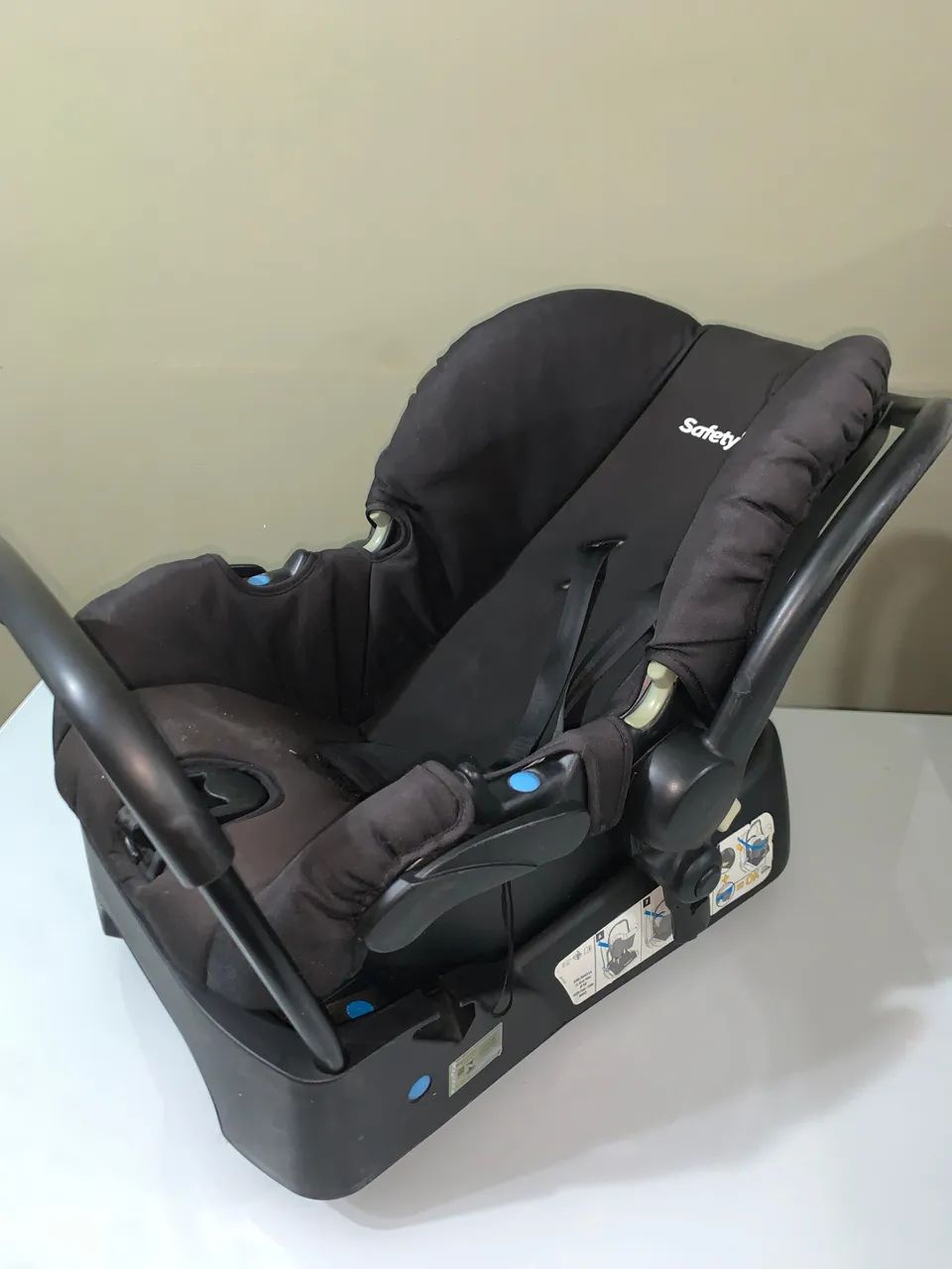 Bebê conforto e adaptador + Carrinho - Foto 3