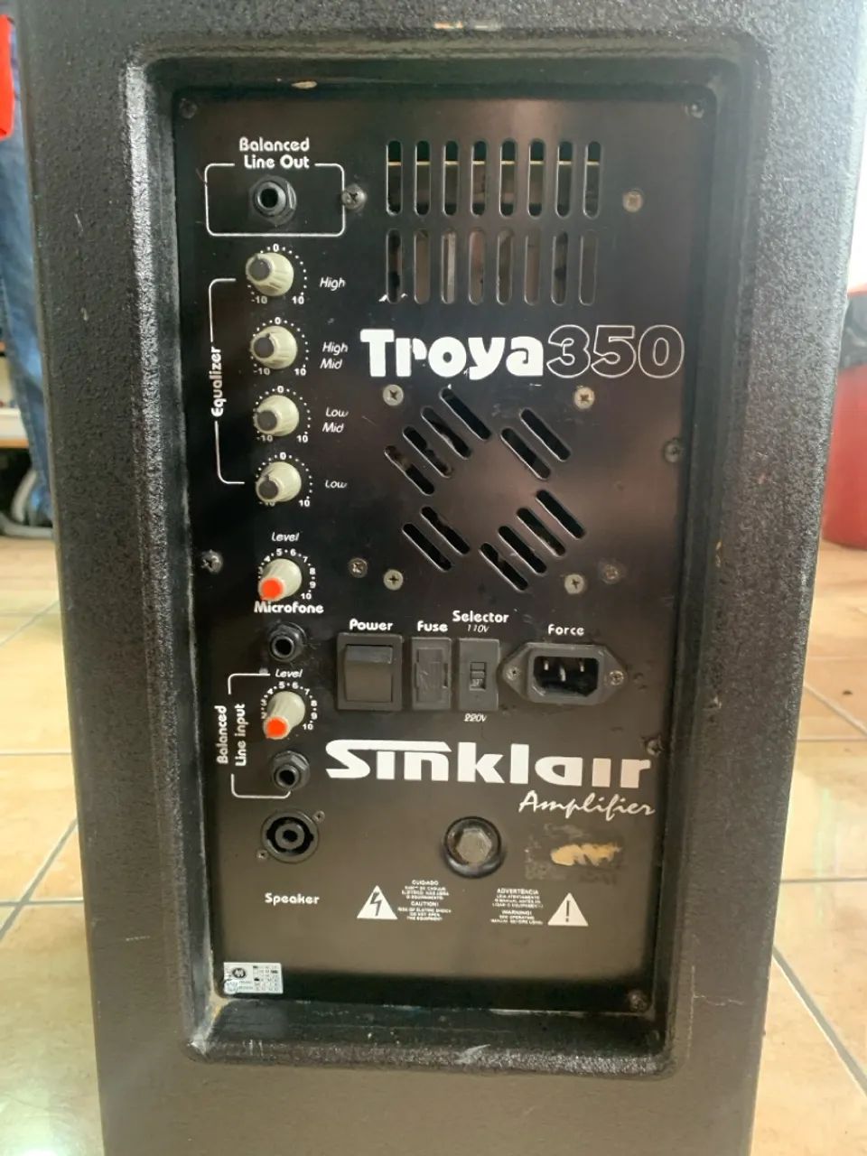 Caixa de Som ativa SinklairTroya Bivolt falante de 15polegadas  - Foto 3