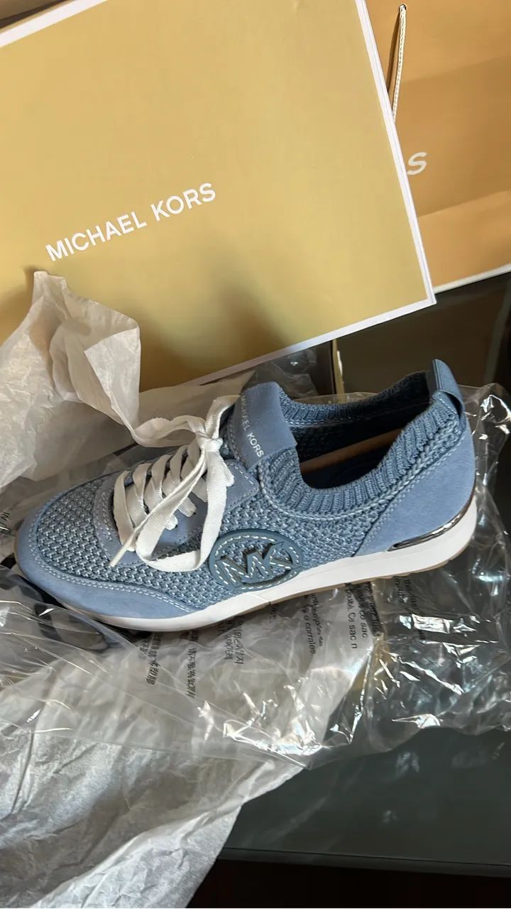 Lindo Tênis original Mickael Kors 