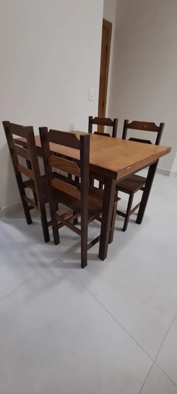 Mesa de madeira 
