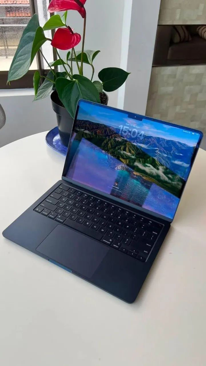 MacBook Air 13?  M4  Midnight  256GB
