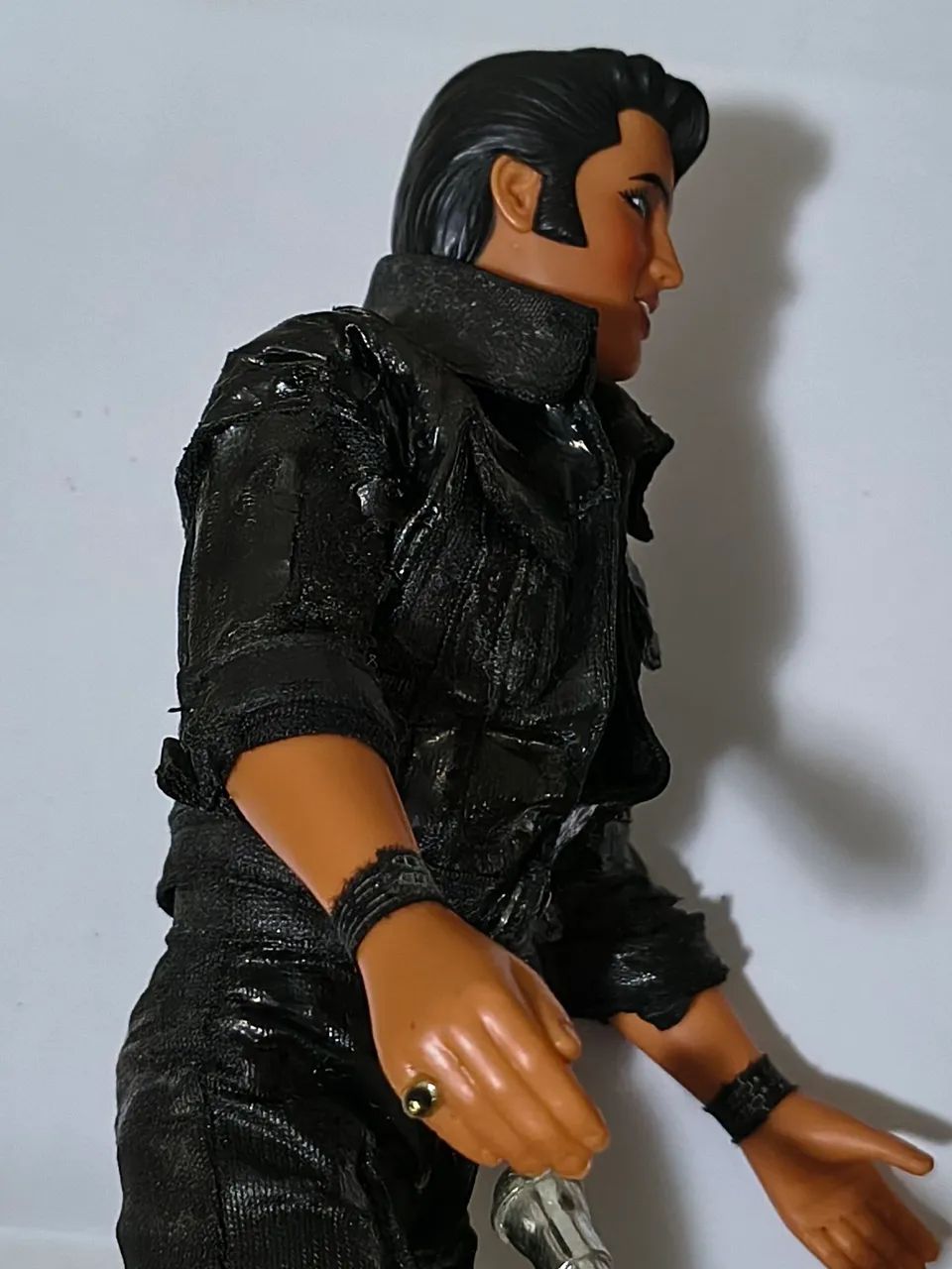 Boneco do Elvis Presley antigo 1993 - roupa de couro +brinde - raro! Leia a descrição  - Foto 3