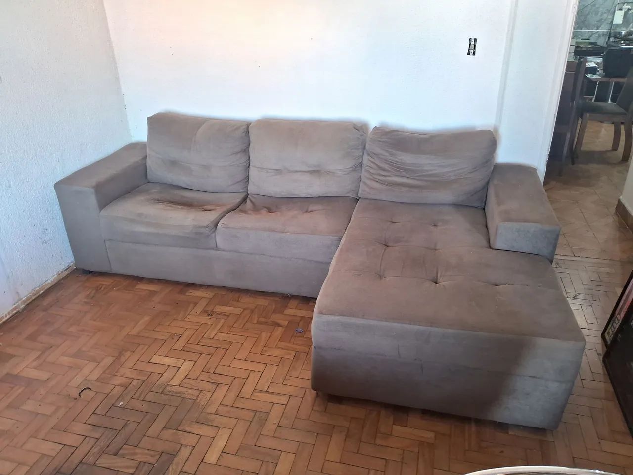 Sofá grande em L