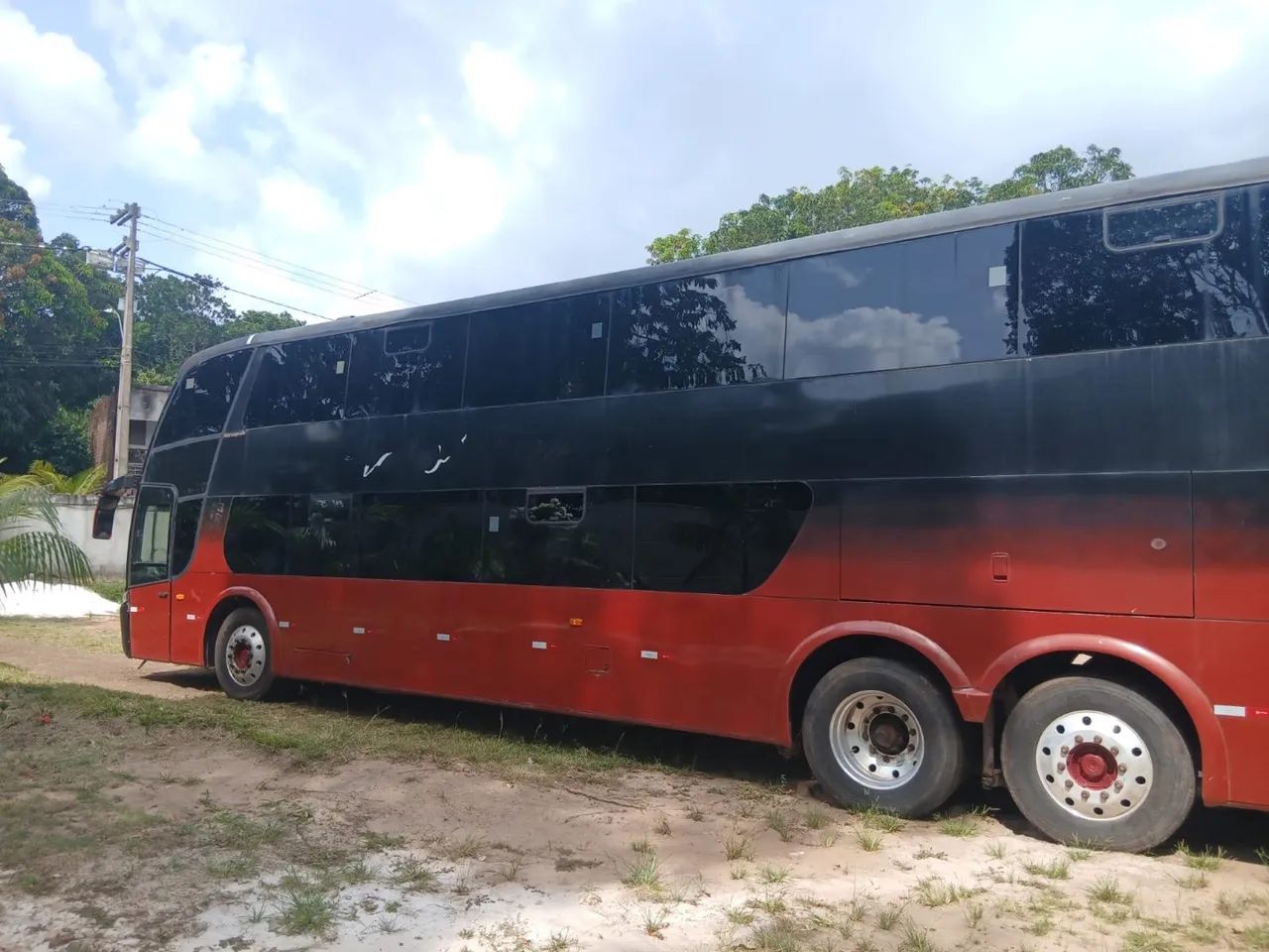 Vende - se ônibus.  - Foto 4