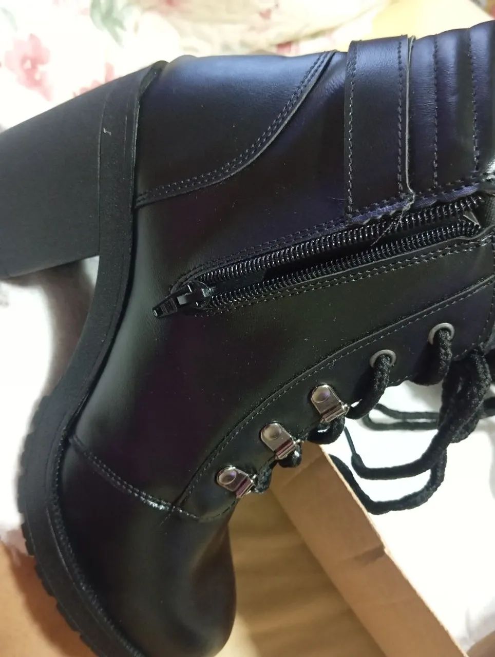 Bota nova numeração 38 - Foto 2