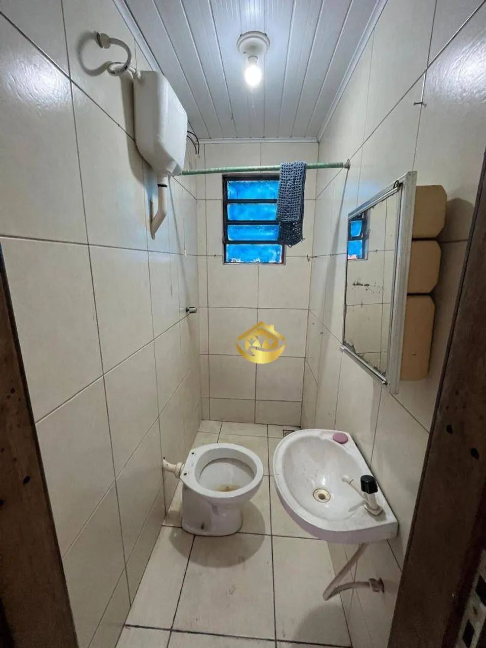 02 quartos , Bwc ,Sala E Cozinha