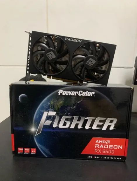 Placa de Vídeo amd rx 6600 (praticamente nova)