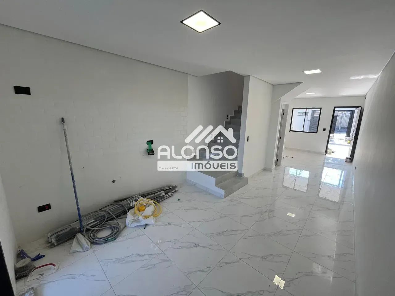 Sobrado novo a venda com 2 suites e amplo quintal - Osasco - Foto 2