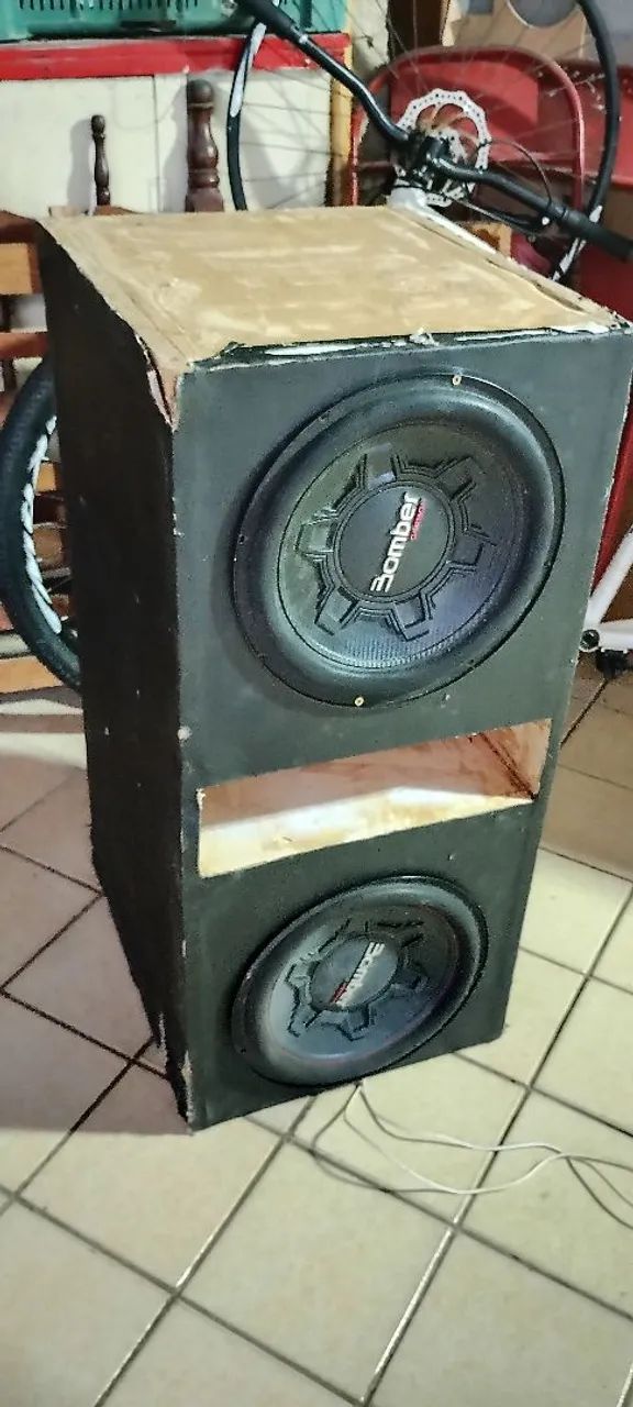 Caixa de som 12pl 500w funcionando perfeitamente 
