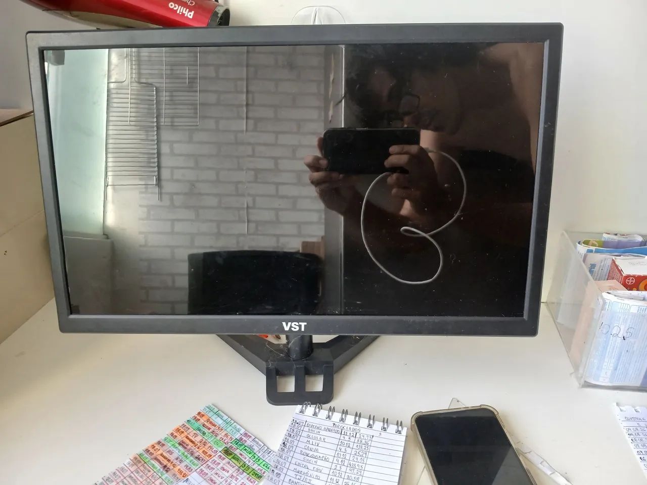 Monitor VST 19 BL 01 