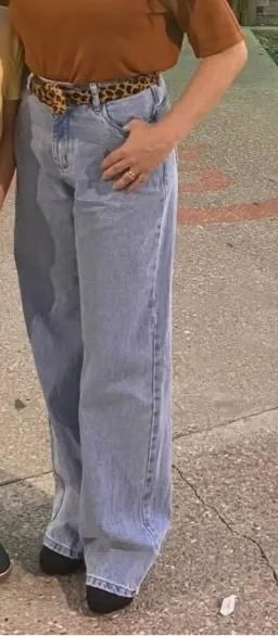 Calça feminina flare 