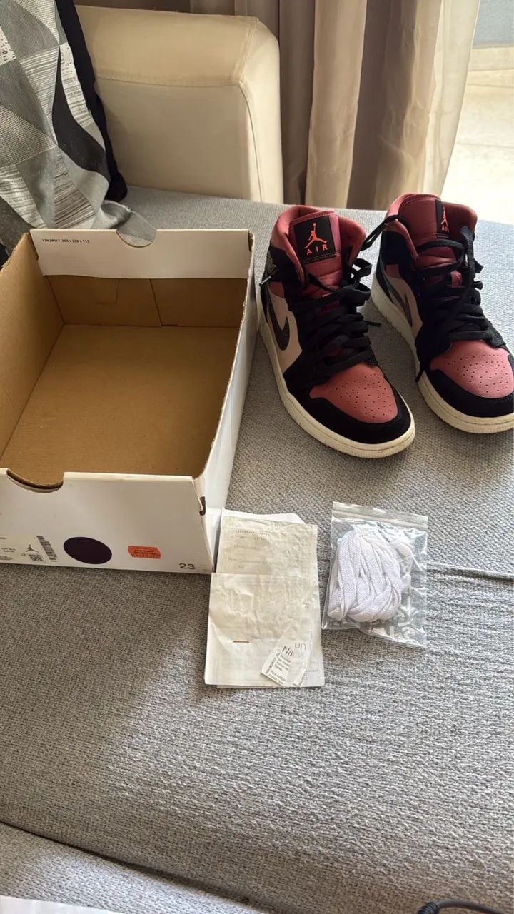 Jordan 1 mid 