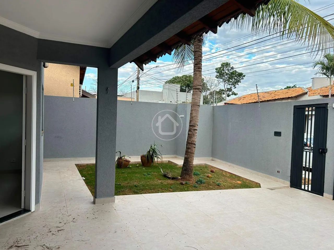 CASA COM SUÍTE E QUINTAL AMPLO NO RITA VIEIRA - Foto 4