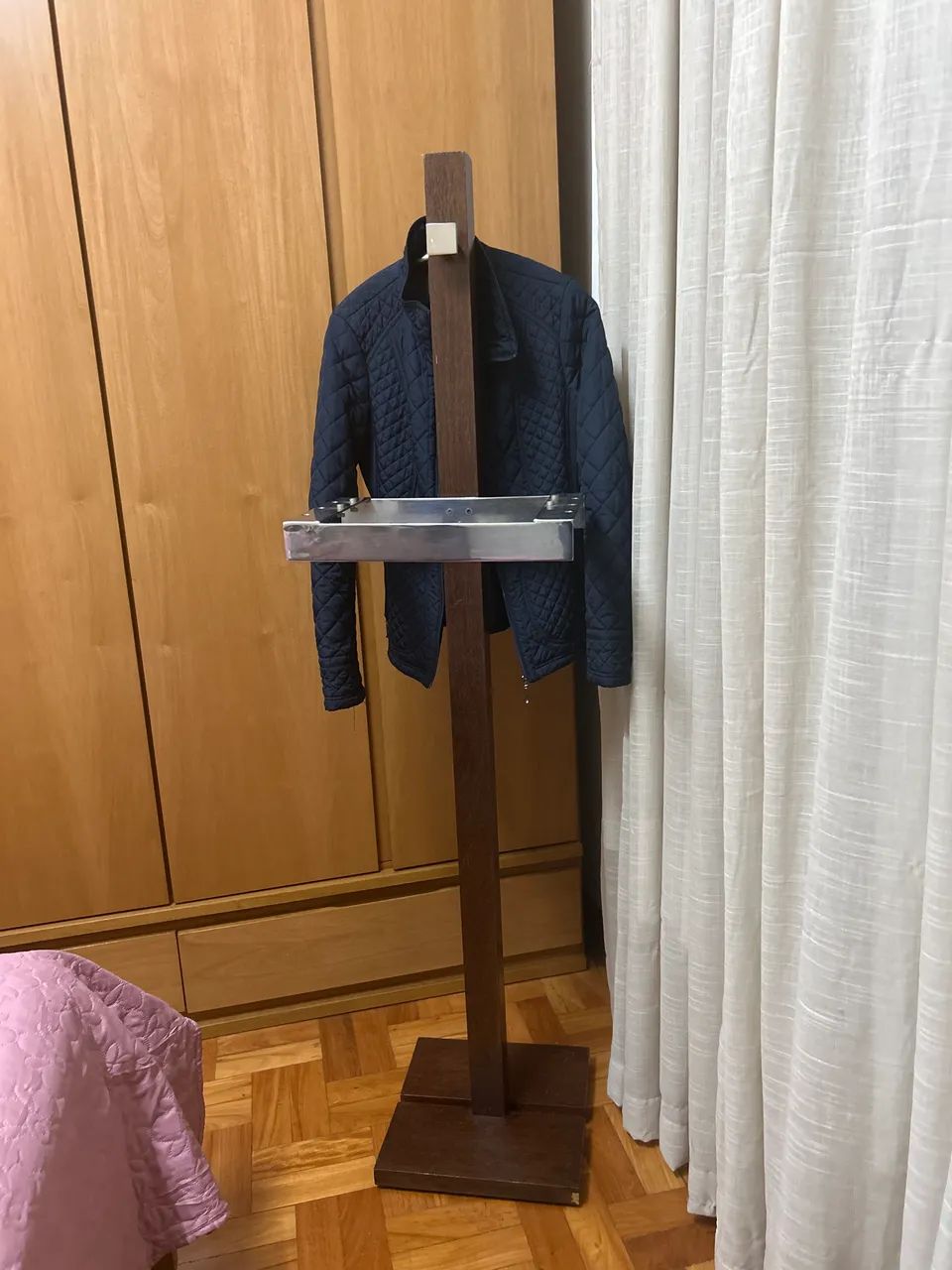 Cabide de pé - Foto 2