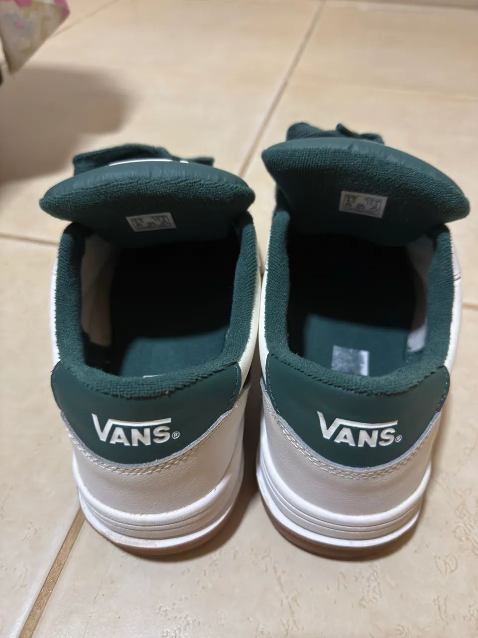Tênis Vans hylane white green - 40 - Foto 3
