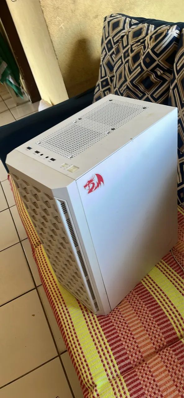 GABINETE COM VIDRO TEMPERADO