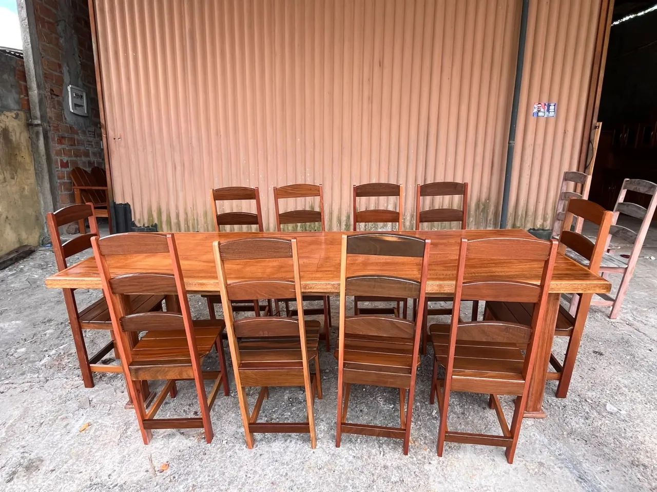 Mesa com 10 cadeiras em angelim  - Foto 2