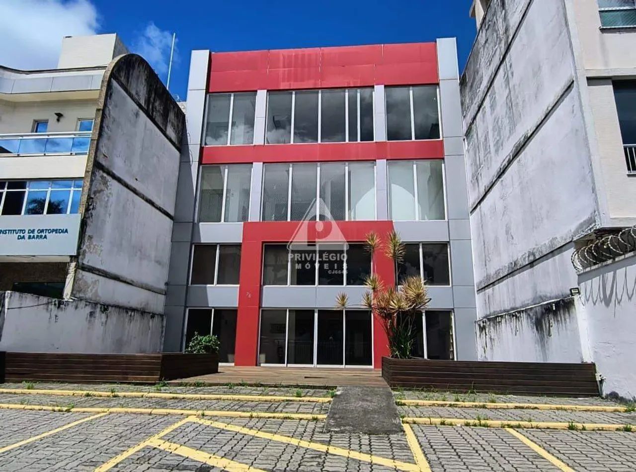 PRÉDIO COMERCIAL COM 724M² NA OLEGÁRIO MACIEL A 1 MINUTO DA PRAIA - Foto 2