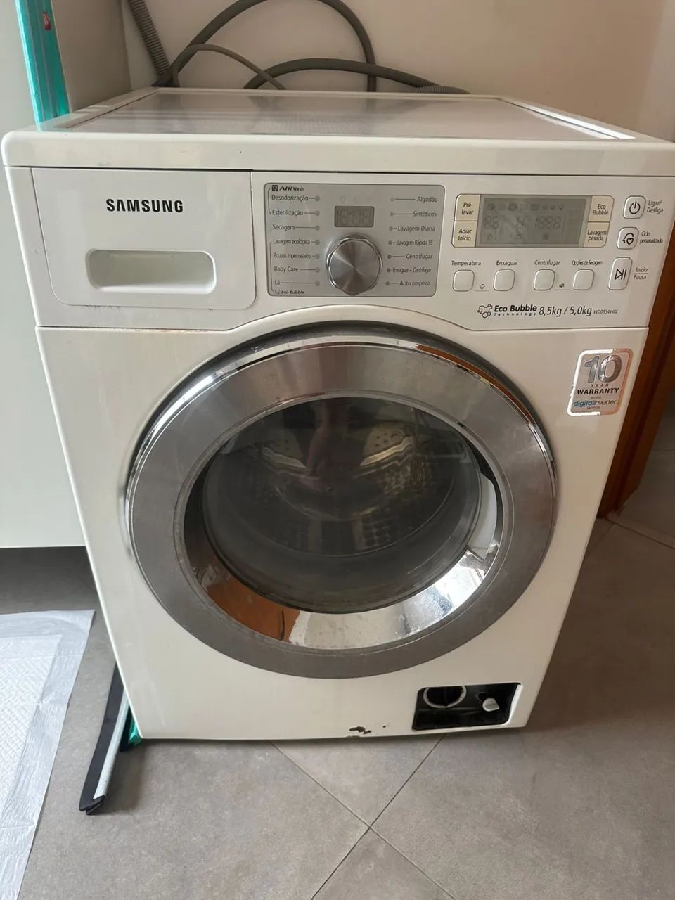 Máquina lavar e secar Eletrolux 