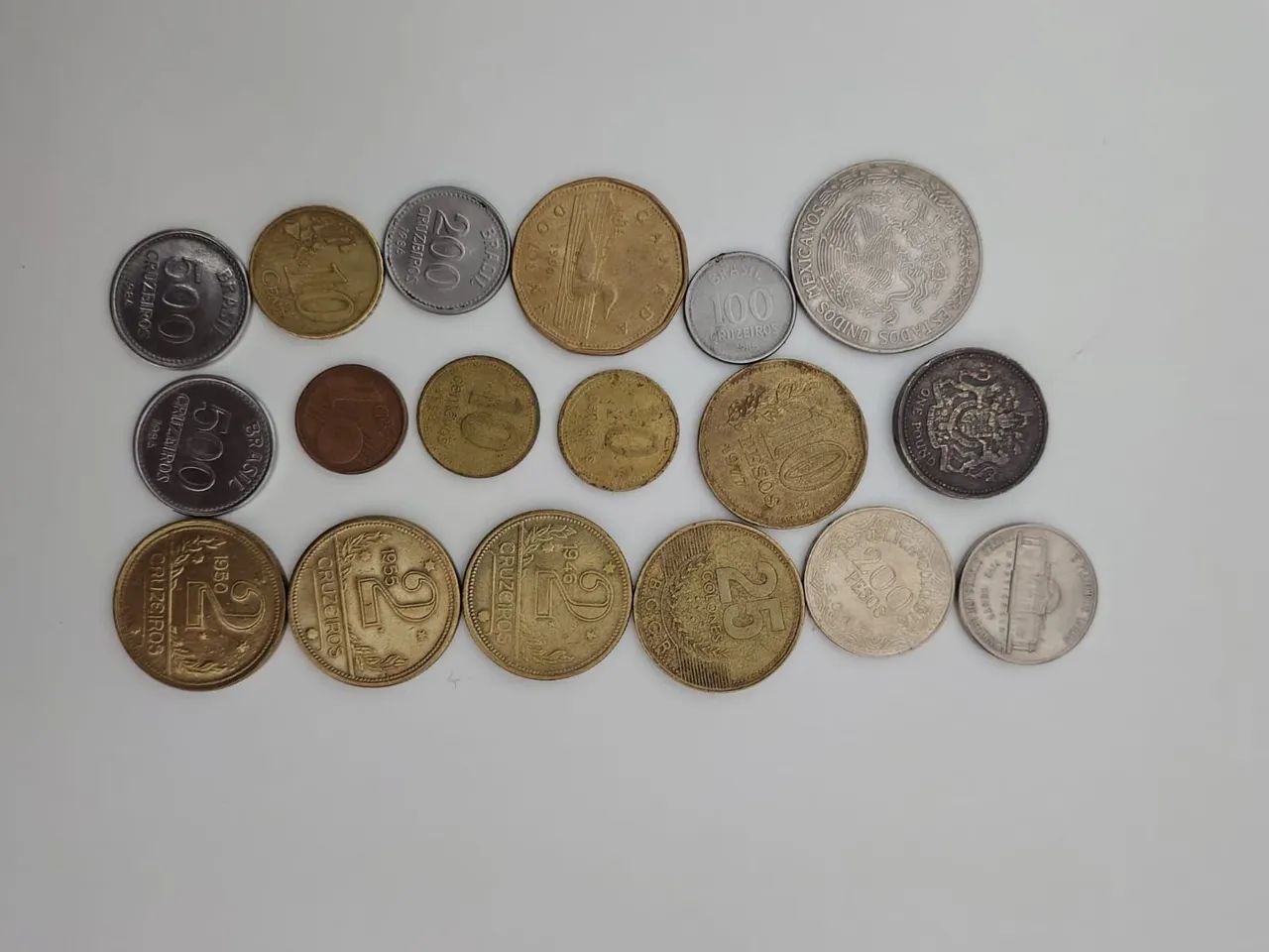 Coleção de moedas e cédulas antigas - Foto 2