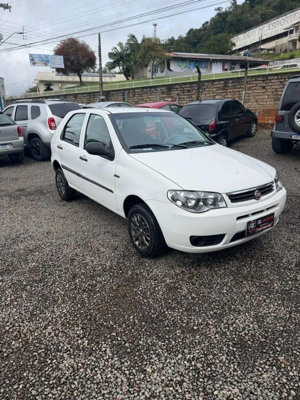 Fiat Palio Celebration 1.0 Fire Flex 8V 4P 2016 - Foto 3