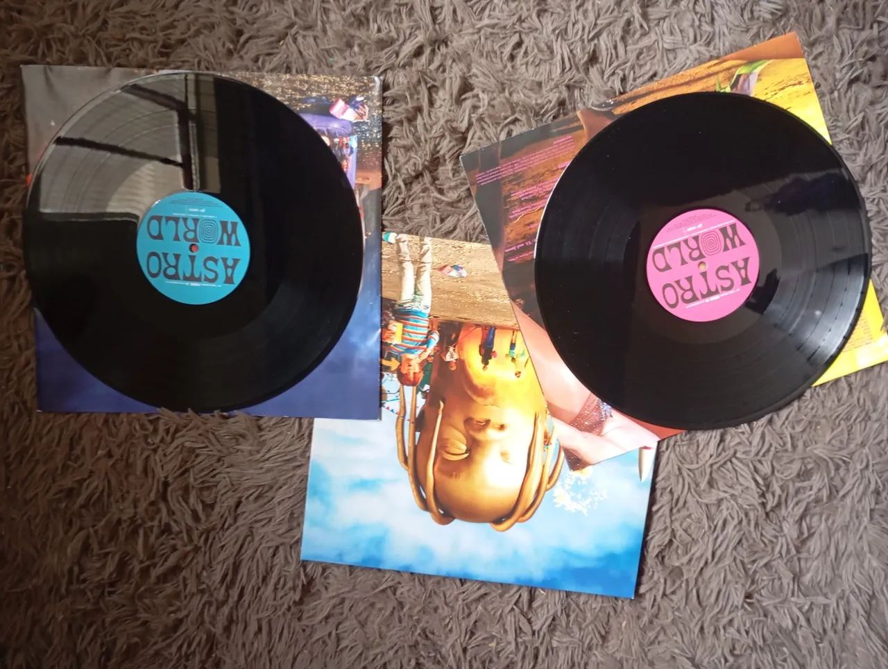 Disco astroworld- Travis Scott  - Foto 3