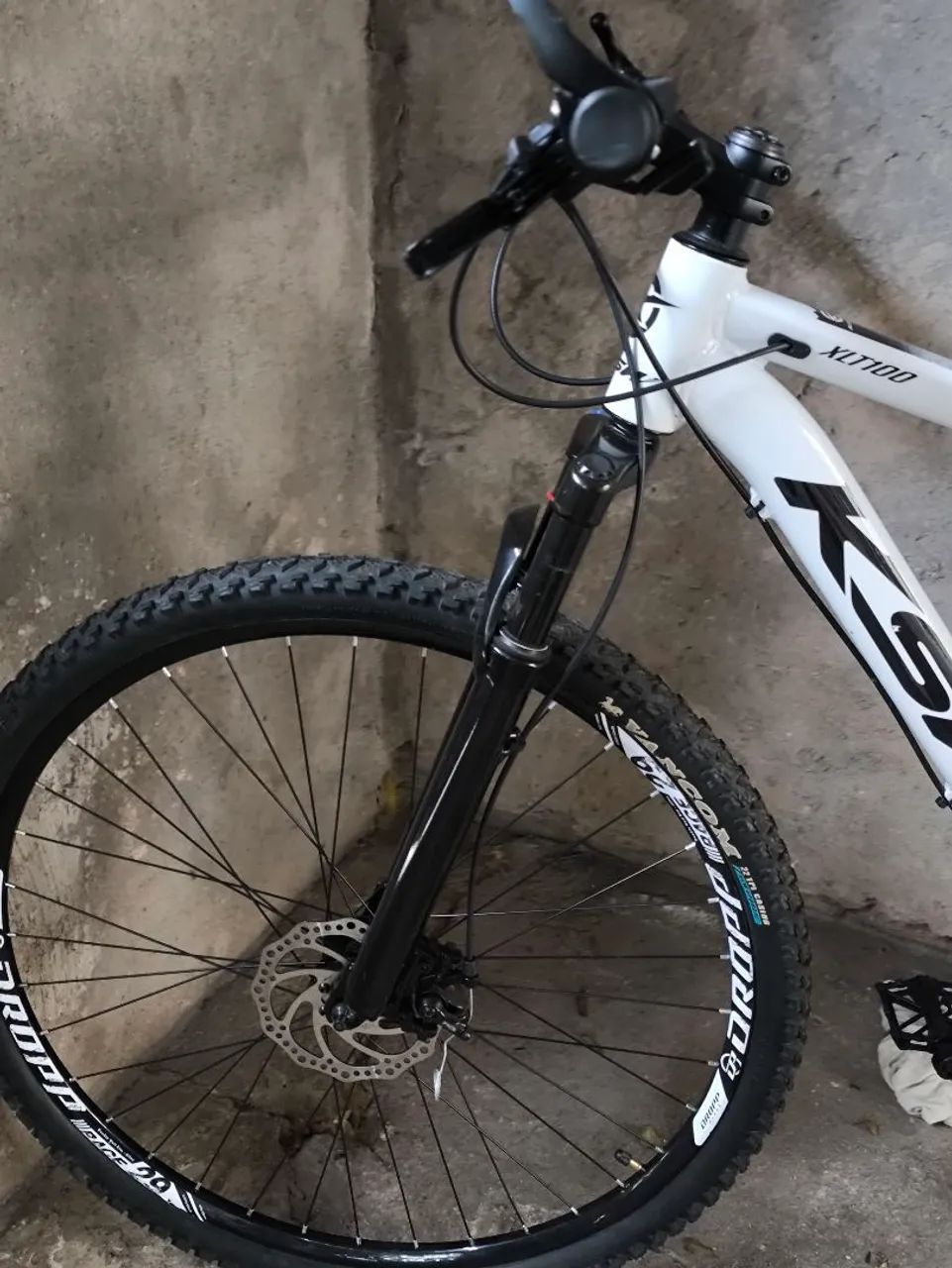 Bicicleta KSW XLT 100 aro 29 - Foto 3