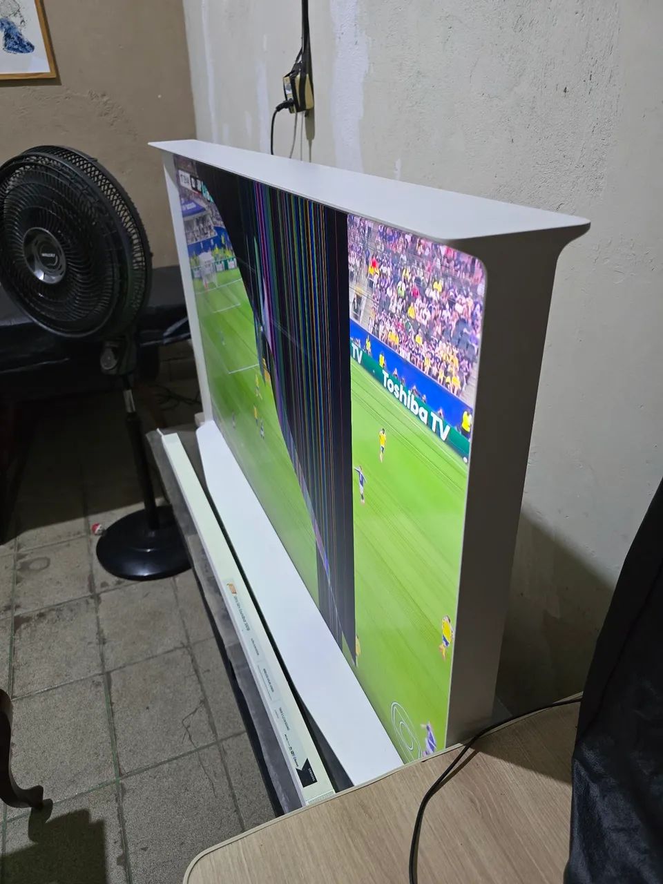 Smart TV 55" QLED 4K The Serif 55LS01B Branca - Foto 2
