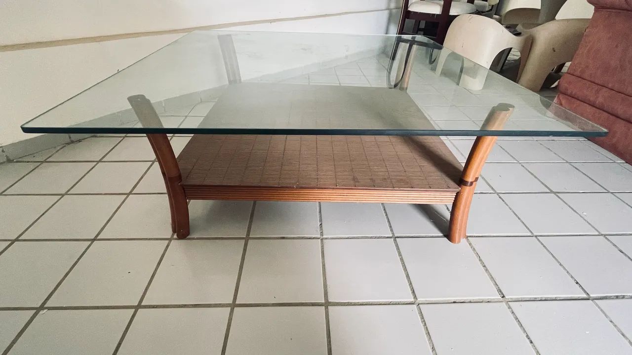 Mesa de centro com tampo de vidro transparente  - Foto 2