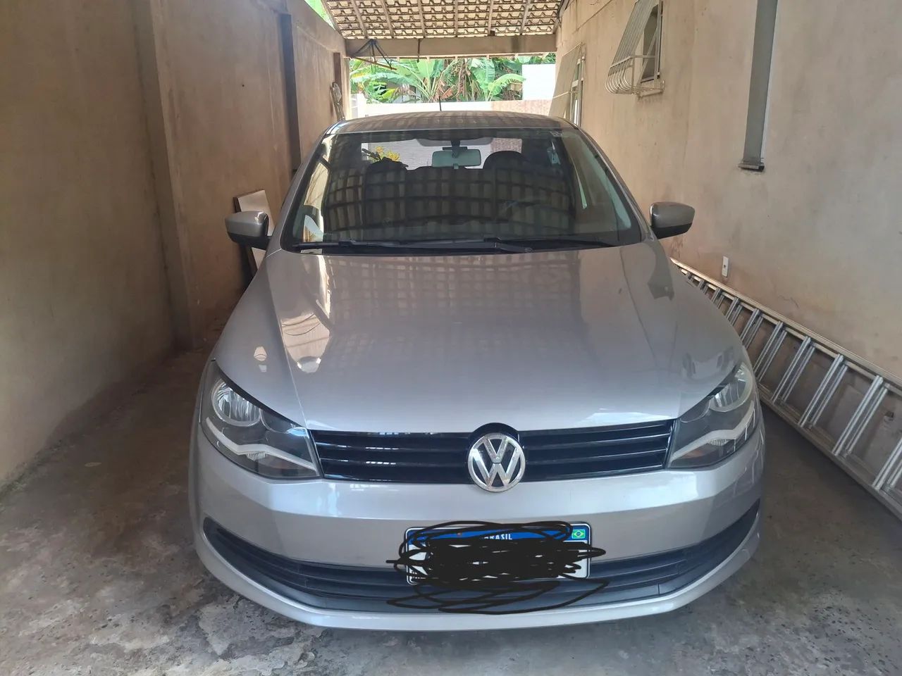 Volkswagen Voyage VOYAGE 1.0/1.0 City Mi Total Flex 8V 4p 2014