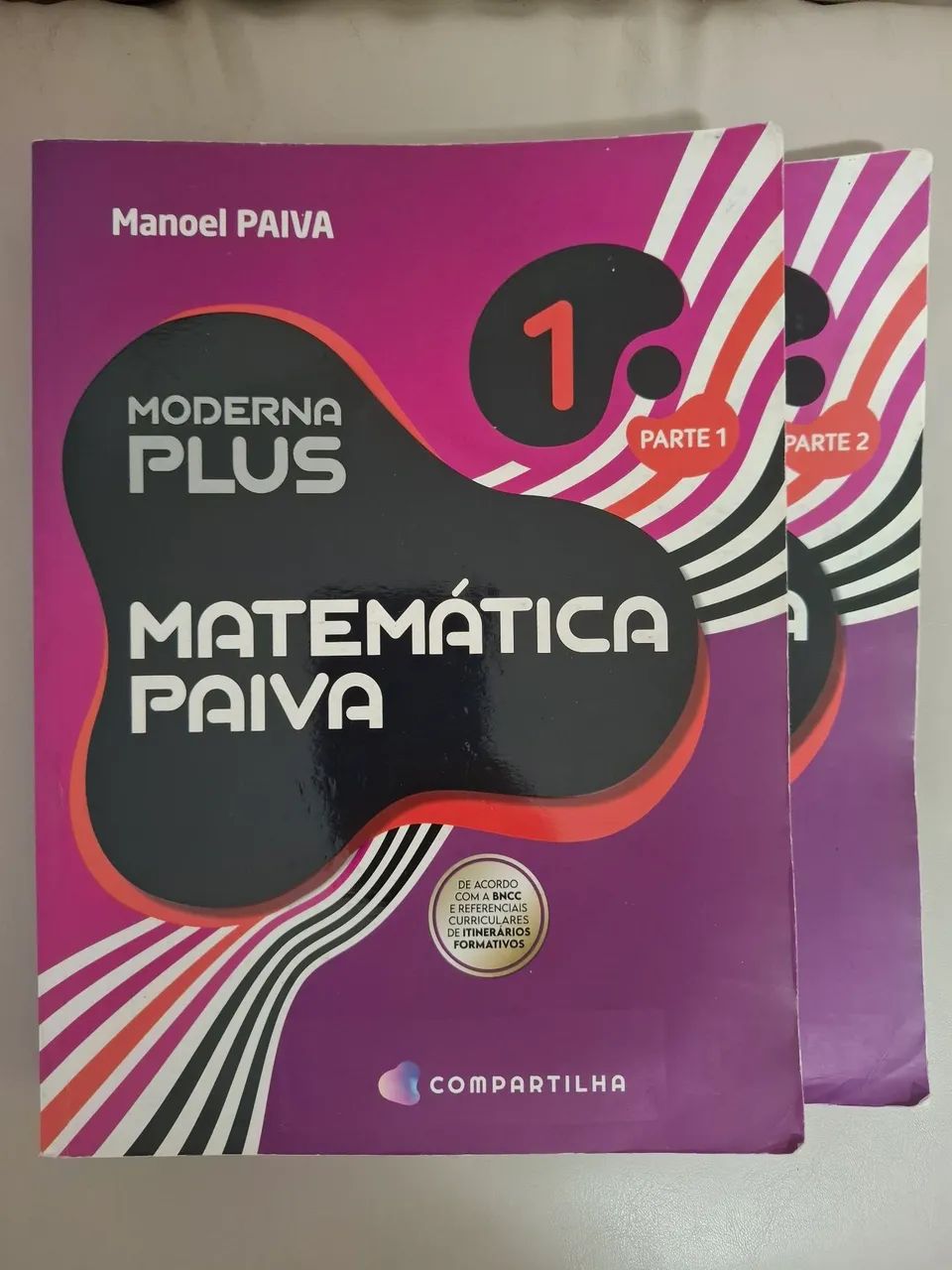 Livro de matemática moderna plus vol 1 partes 1 e 2 - Foto 3