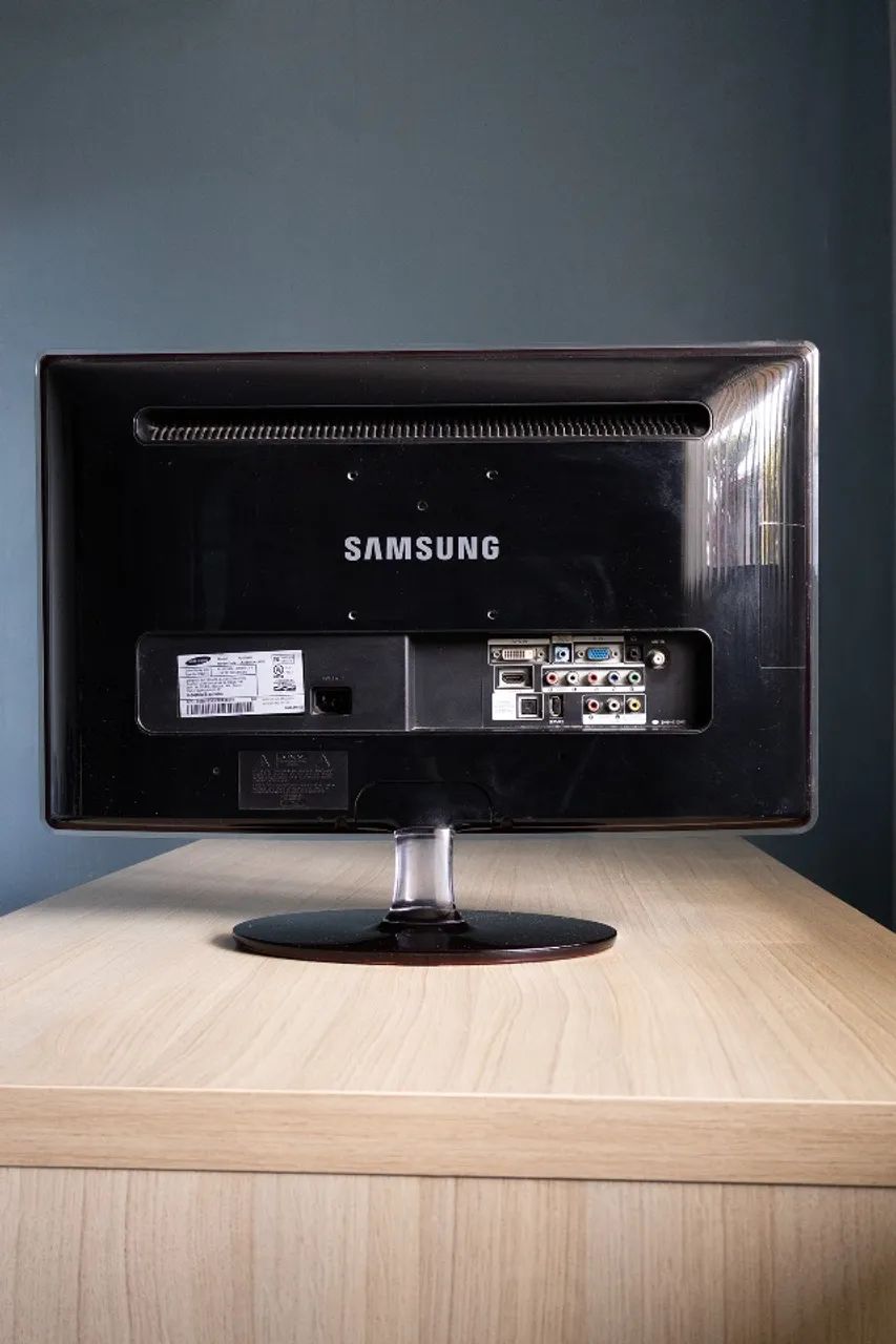 Monitor Samsung LCD 24' - Foto 2
