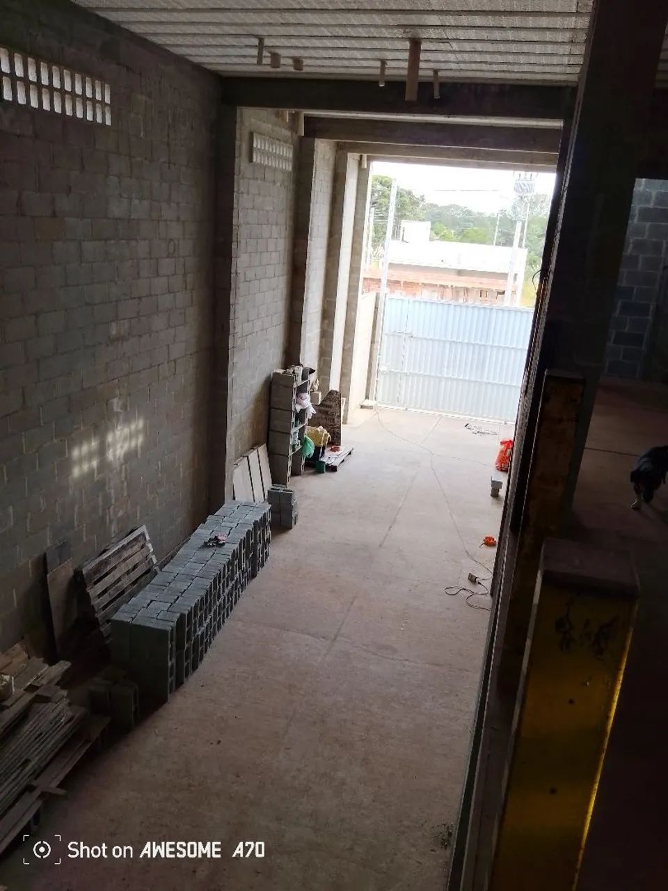 Vendo ou troco barracão industrial com 5 kitnet  - Foto 8