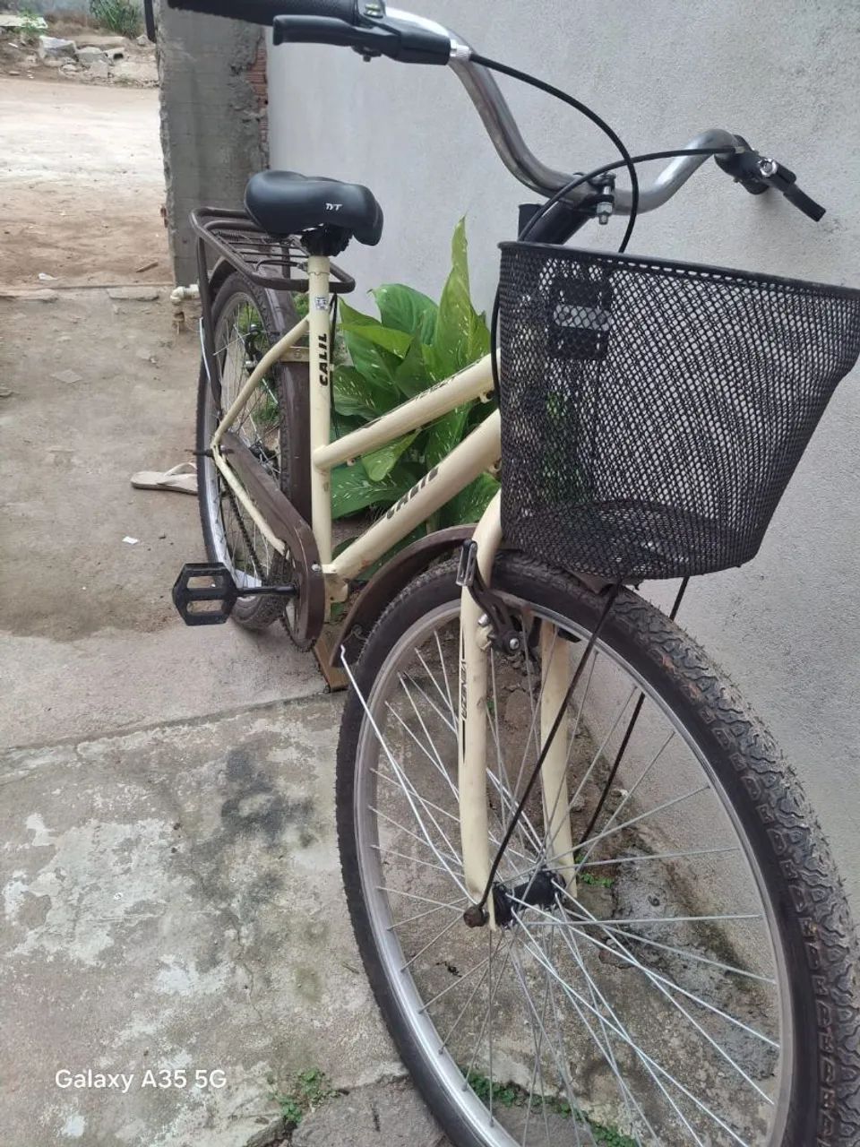Bicicleta nova 2 meses de uso - Foto 3