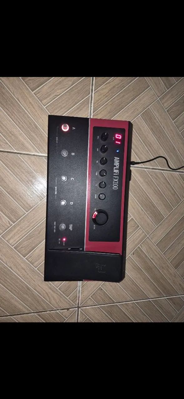 Pedaleira line 6